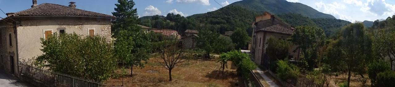 La Bottega Del Fabbro Affitto Breve Vila Contigliano Exterior foto
